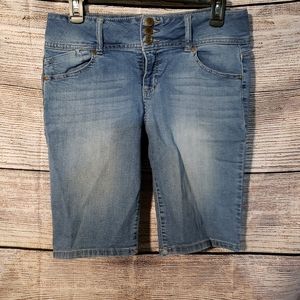 🦋Bermuda Jean Shorts Buy 3 and Save!!